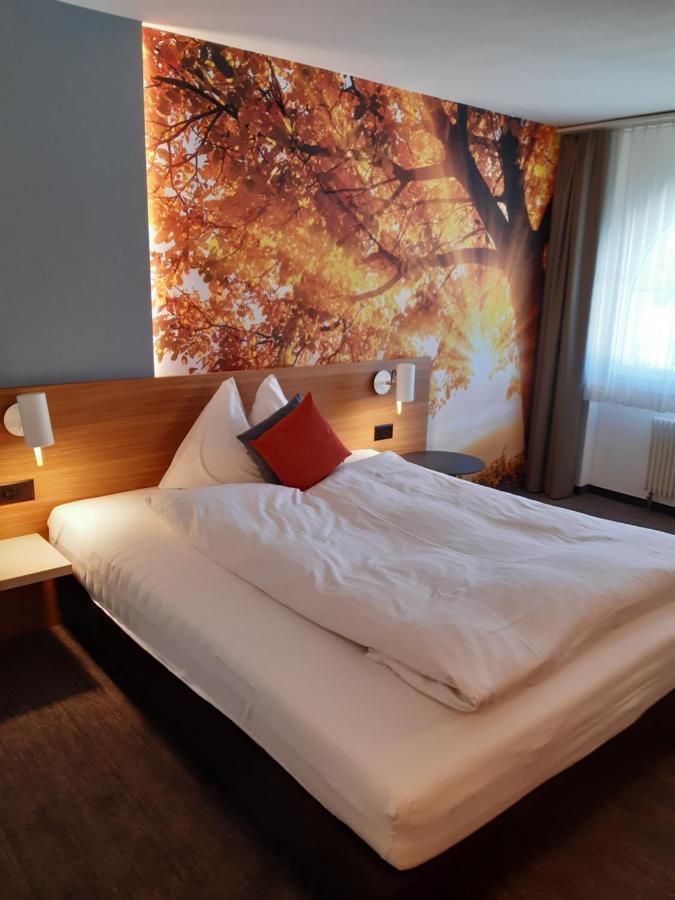 Hotel Urs Und Viktor Bettlach Exteriér fotografie