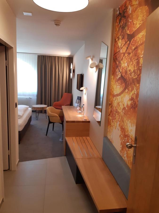 Hotel Urs Und Viktor Bettlach Exteriér fotografie